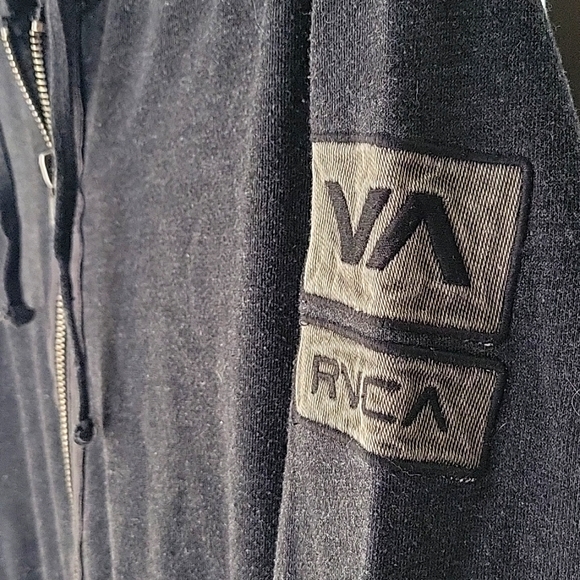 RVCA zip-up hoodie sweatshirt, charcoal, size medium - Picture 4 of 6